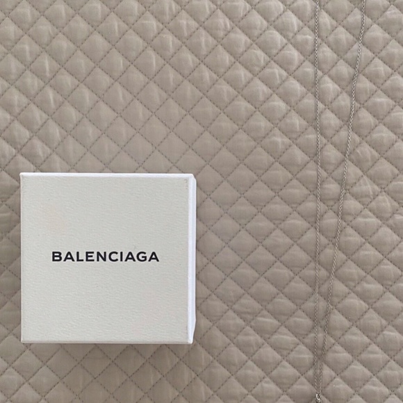 BALENCIAGA Pearl and Crystal Necklace RARE - Picture 2 of 7